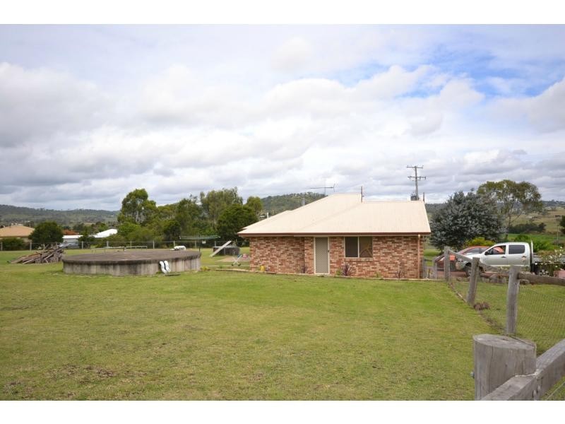 23 Gowrie Lillyvale Road, Gowrie Junction QLD 4352