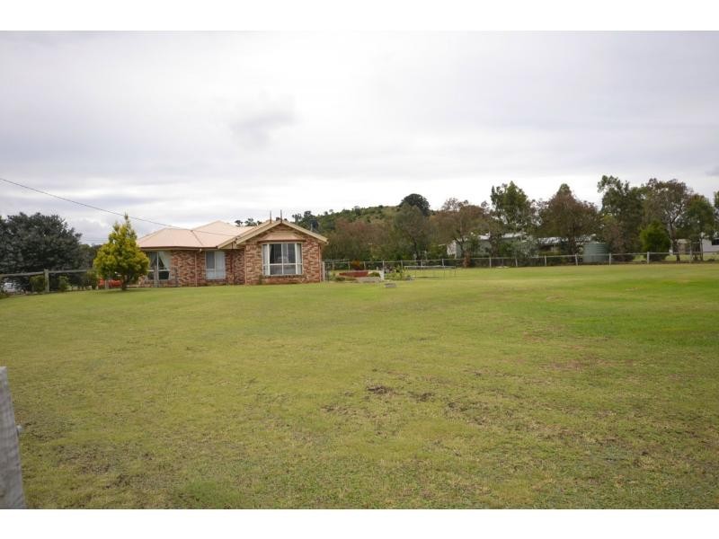 23 Gowrie Lillyvale Road, Gowrie Junction QLD 4352