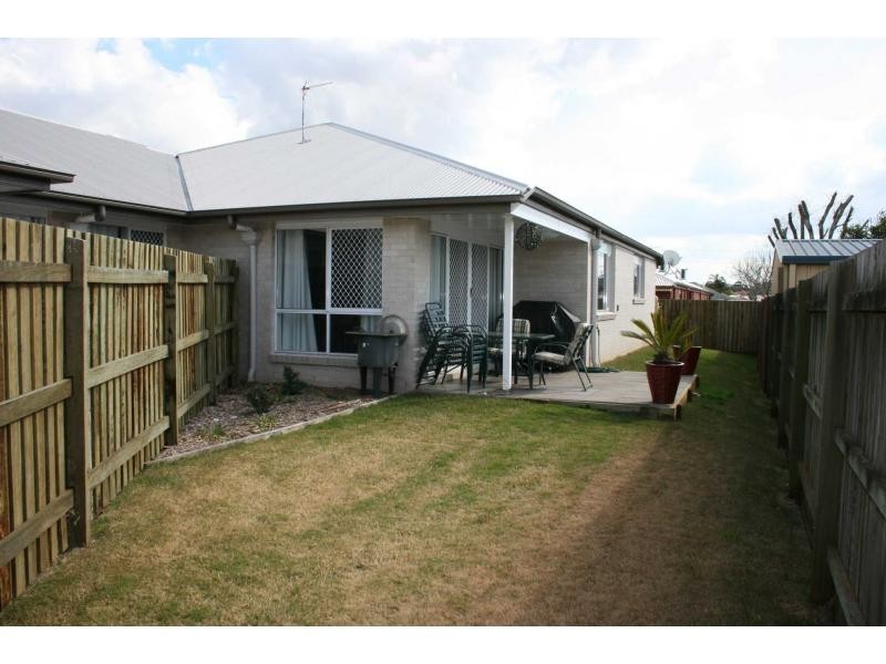 Unit 1/2 Meagan Close, Kearneys Spring QLD 4350
