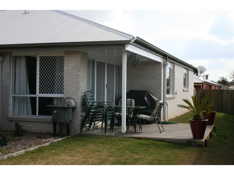 Unit 1/2 Meagan Close, Kearneys Spring QLD 4350