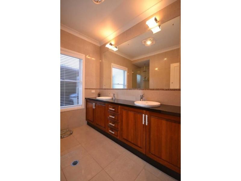 36 Mather Street, Highfields QLD 4352
