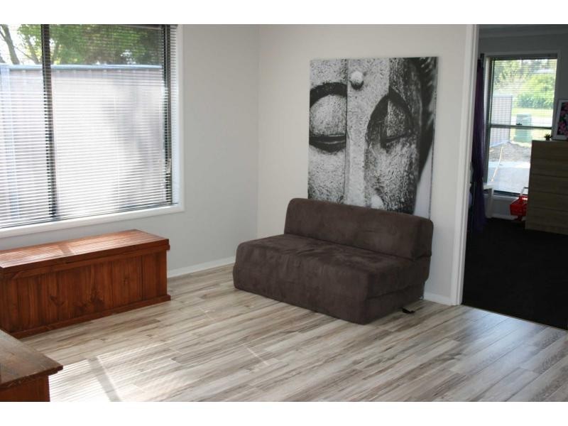 10 Bunkers Hill Road, Westbrook QLD 4350