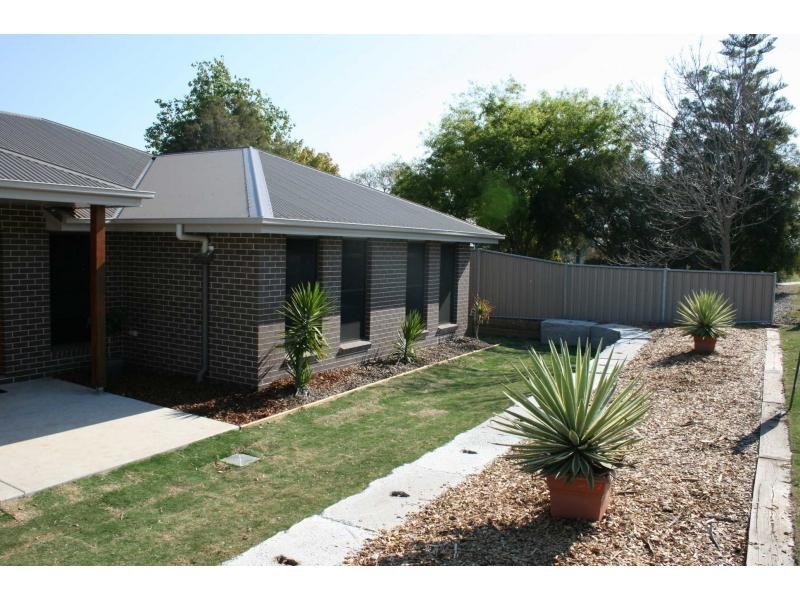 10 Bunkers Hill Road, Westbrook QLD 4350