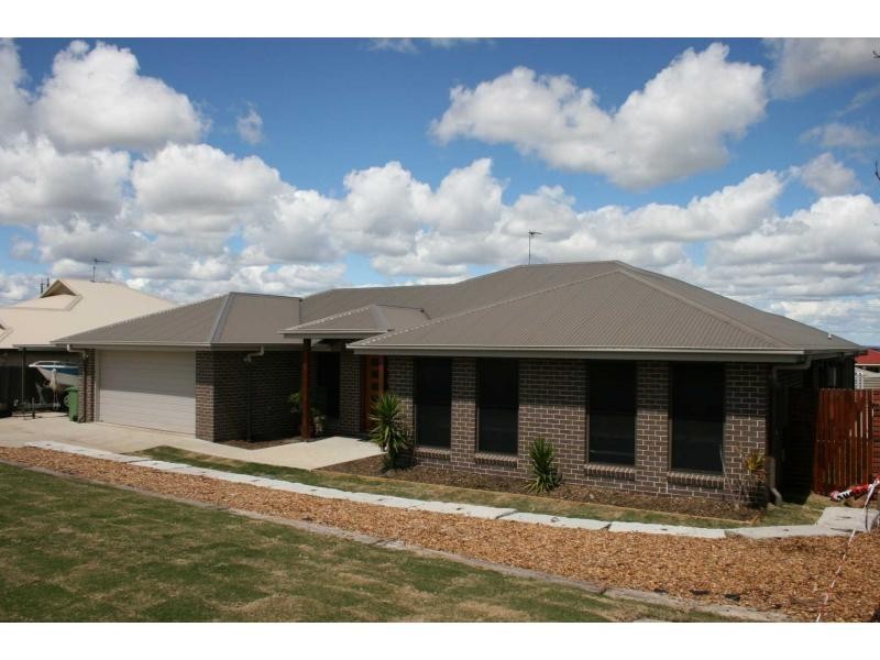 10 Bunkers Hill Road, Westbrook QLD 4350