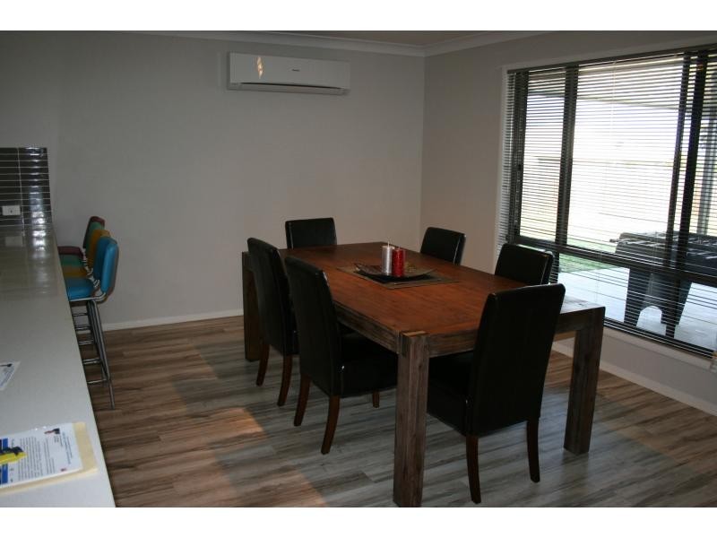 10 Bunkers Hill Road, Westbrook QLD 4350