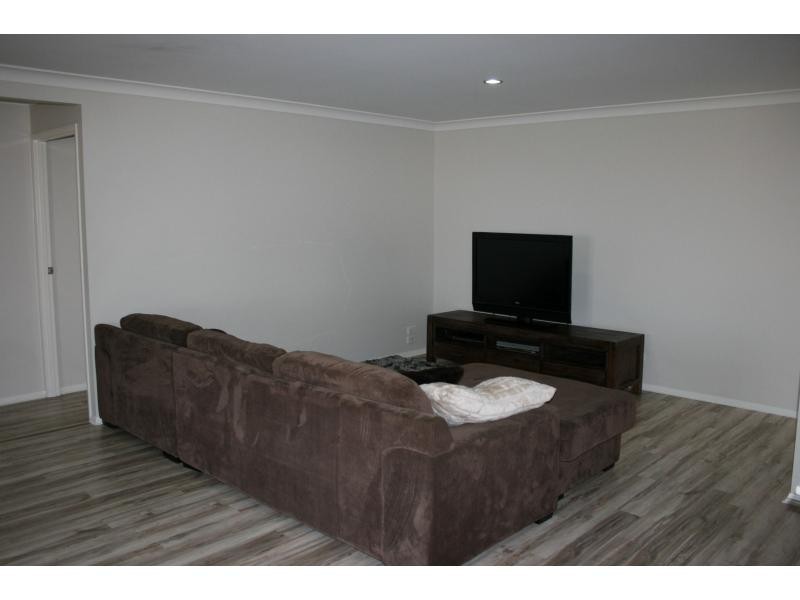 10 Bunkers Hill Road, Westbrook QLD 4350