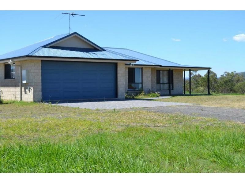271 Jones Rd, Withcott QLD 4352