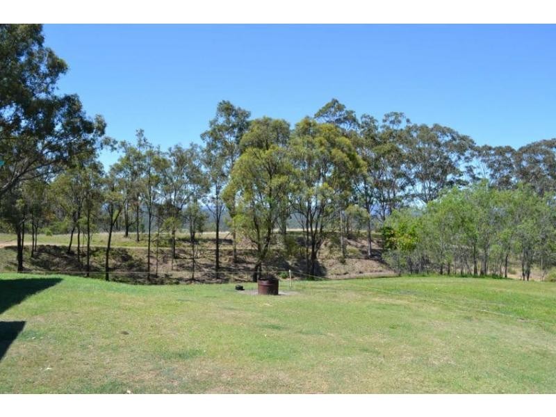 271 Jones Rd, Withcott QLD 4352