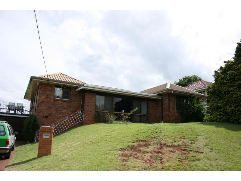 72 Stephen Street, South Toowoomba QLD 4350