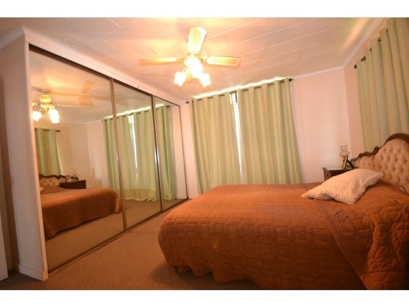 258 Taylor Street, Newtown QLD 4350