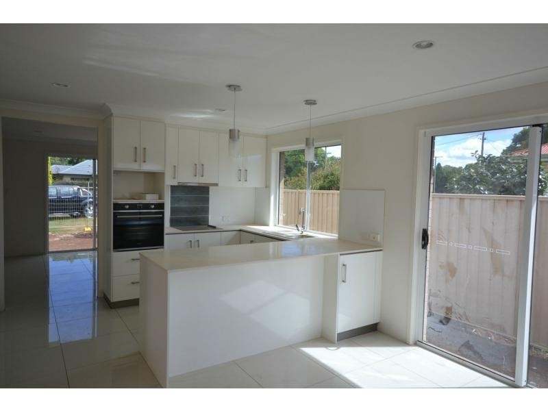Unit 1/3 Phyllis Street, Harristown QLD 4350