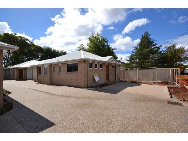 4/3 Phyllis Street, Toowoomba QLD 4350