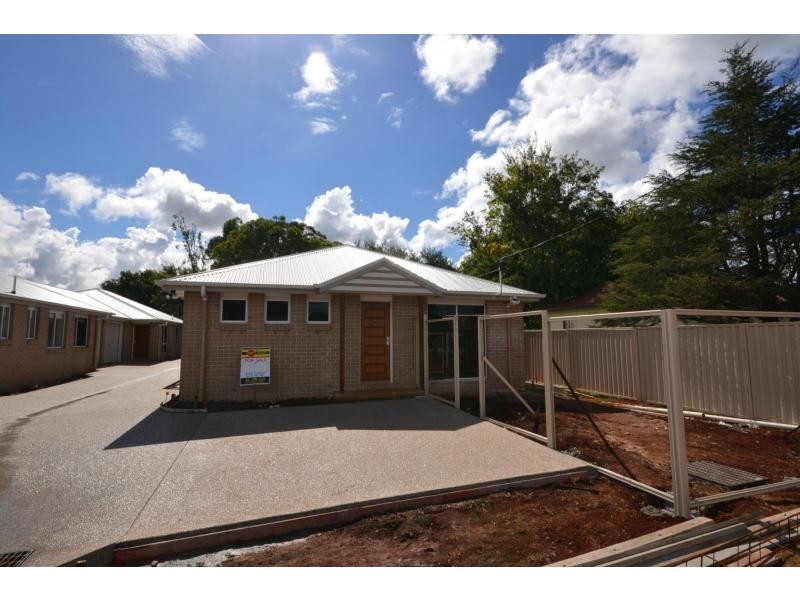 4/3 Phyllis Street, Toowoomba QLD 4350