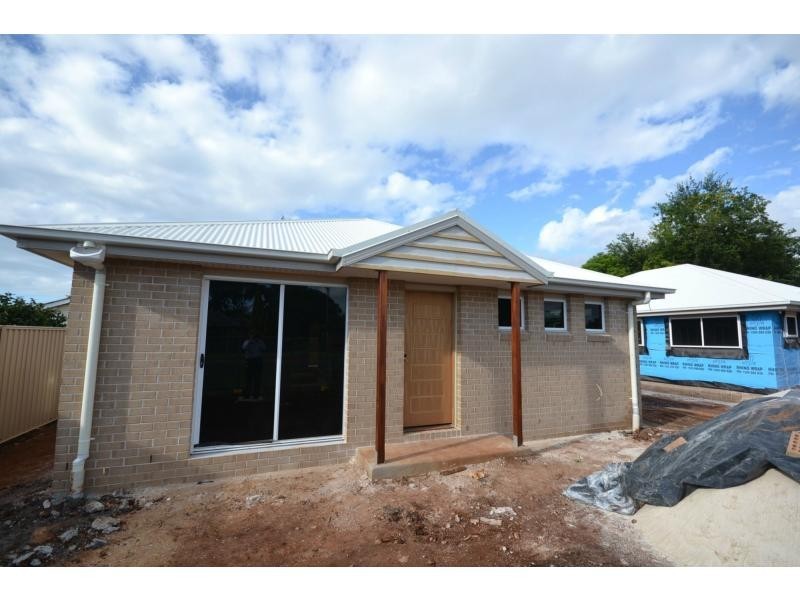 4/3 Phyllis Street, Toowoomba QLD 4350