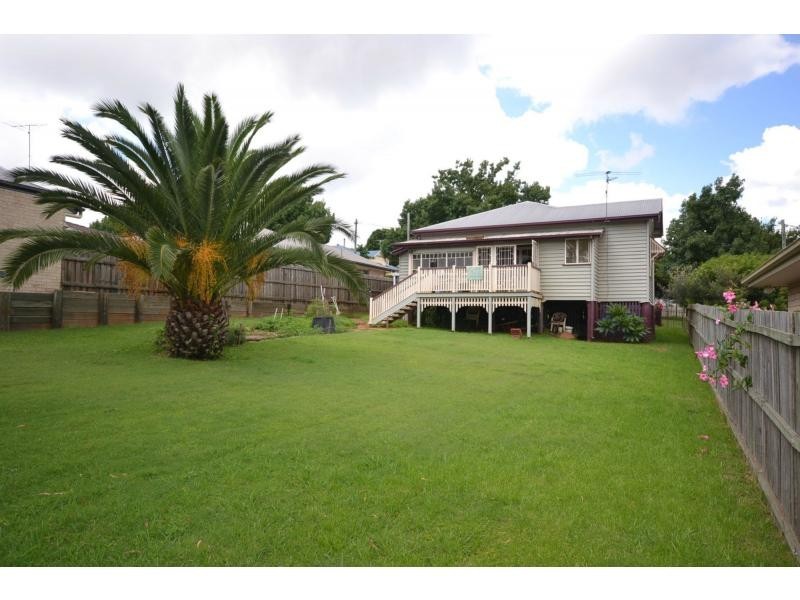 61 Mabel Street, Toowoomba QLD 4350