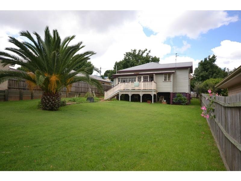 61 Mabel Street, Toowoomba QLD 4350
