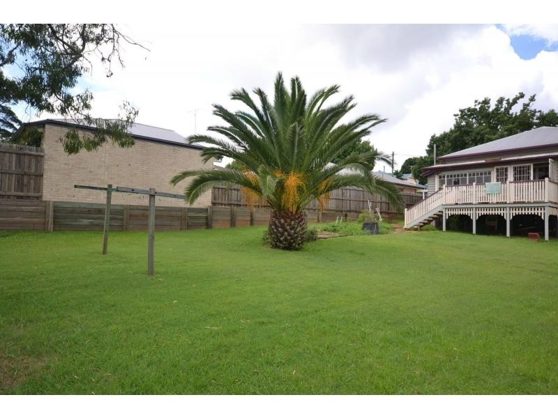 61 Mabel Street, Toowoomba QLD 4350