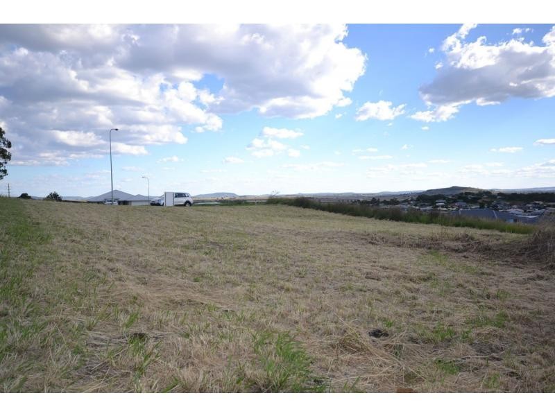 16 Rubie Court, Westbrook QLD 4350