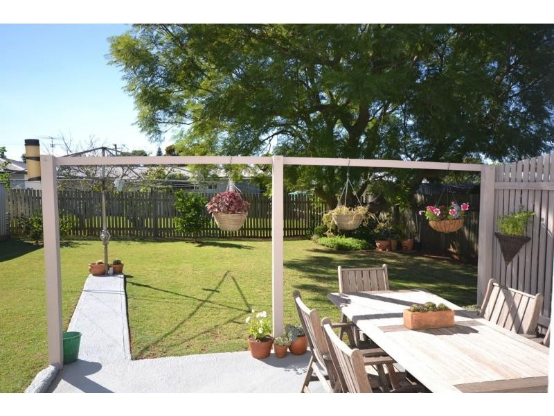 12 Druce Street, Wilsonton QLD 4350