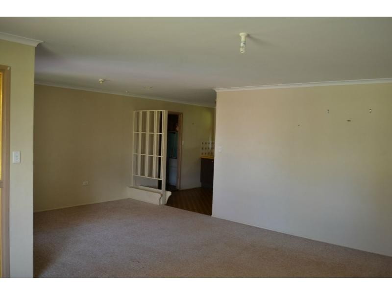 9 Cudgee Court, Wilsonton Heights QLD 4350