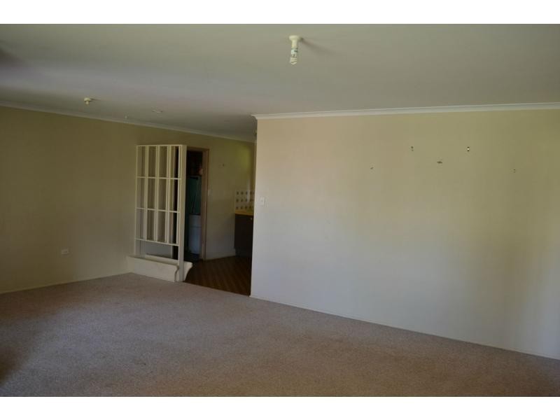 9 Cudgee Court, Wilsonton Heights QLD 4350