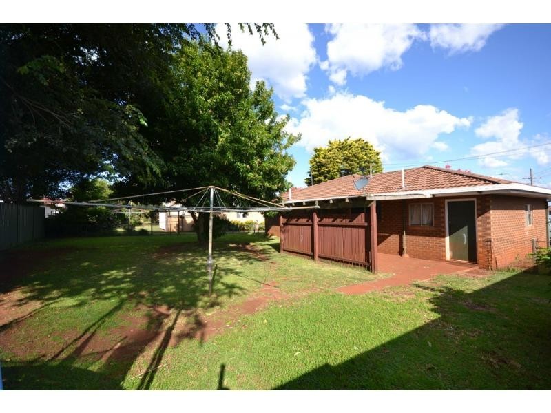 9 Cudgee Court, Wilsonton Heights QLD 4350