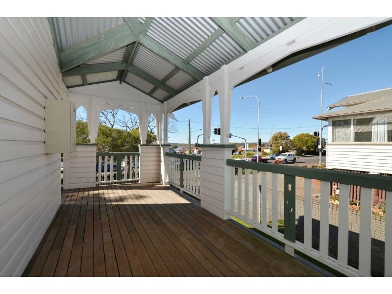 123 West Street, Toowoomba City QLD 4350