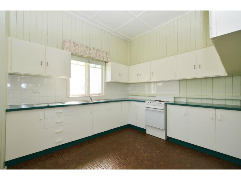 123 West Street, Toowoomba City QLD 4350
