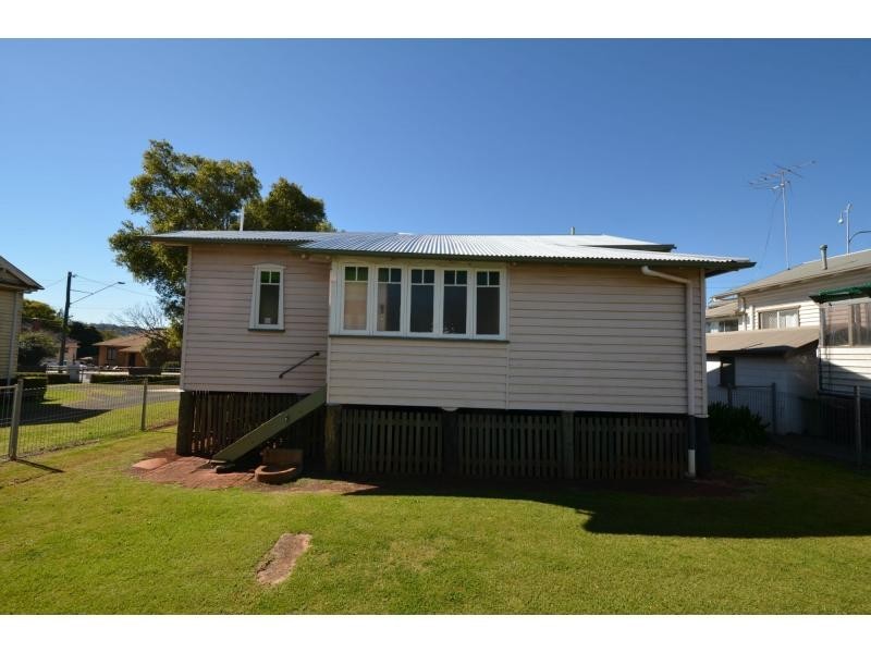 123 West Street, Toowoomba City QLD 4350
