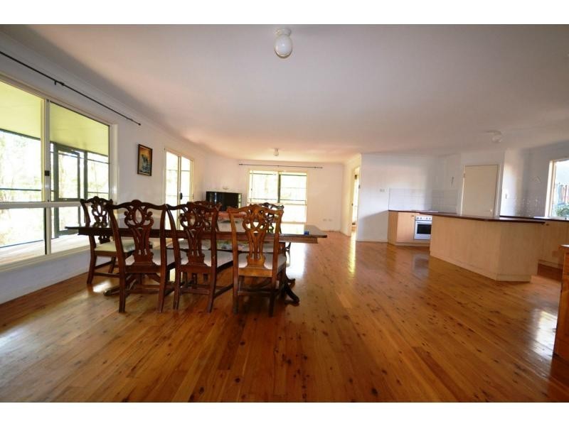 32 Kennedy Street, Cabarlah QLD 4352