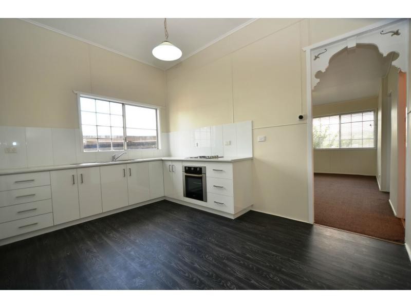 81 Euston Road, Glenvale QLD 4350