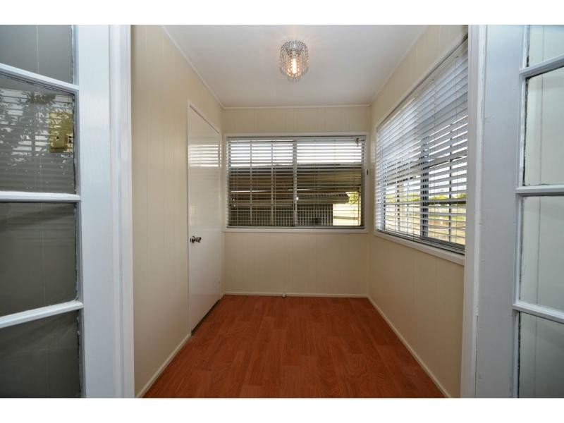 81 Euston Road, Glenvale QLD 4350