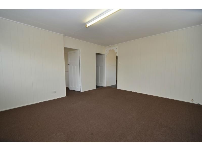 81 Euston Road, Glenvale QLD 4350