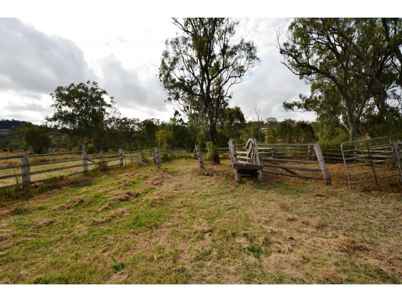 81 Euston Road, Glenvale QLD 4350