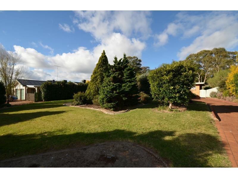 434 Hume Street, Middle Ridge QLD 4350