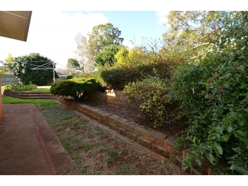 434 Hume Street, Middle Ridge QLD 4350