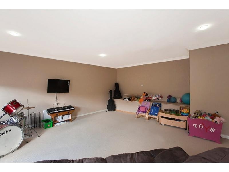 44 Wareena Crescent, Glenvale QLD 4350