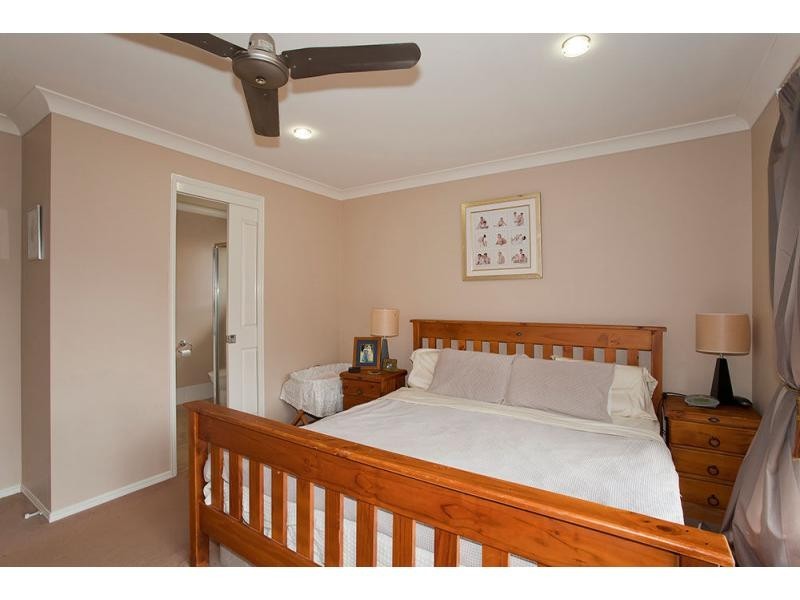 44 Wareena Crescent, Glenvale QLD 4350