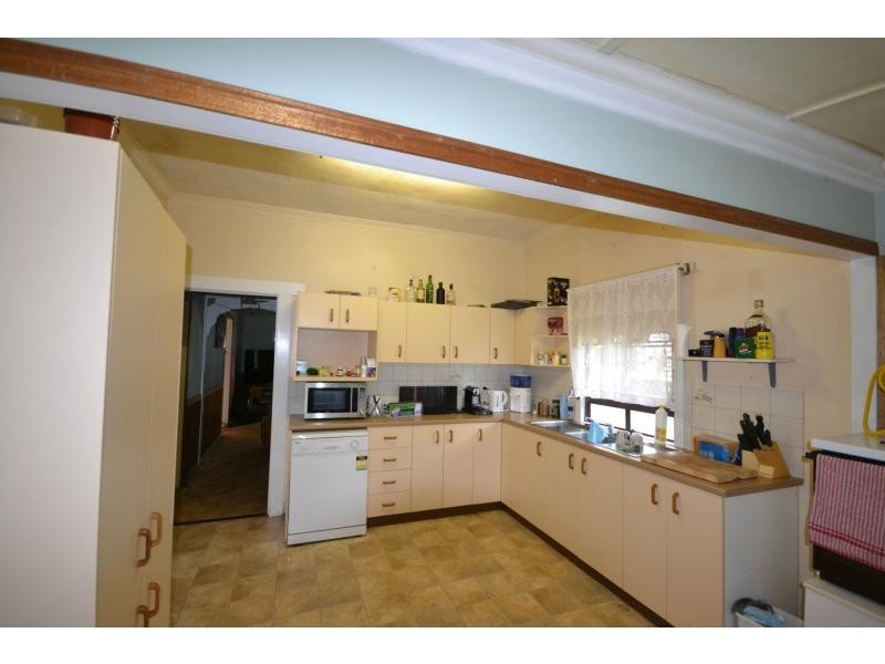 10 Mansford Street, North Toowoomba QLD 4350