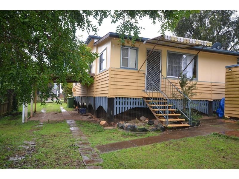 10 Mansford Street, North Toowoomba QLD 4350