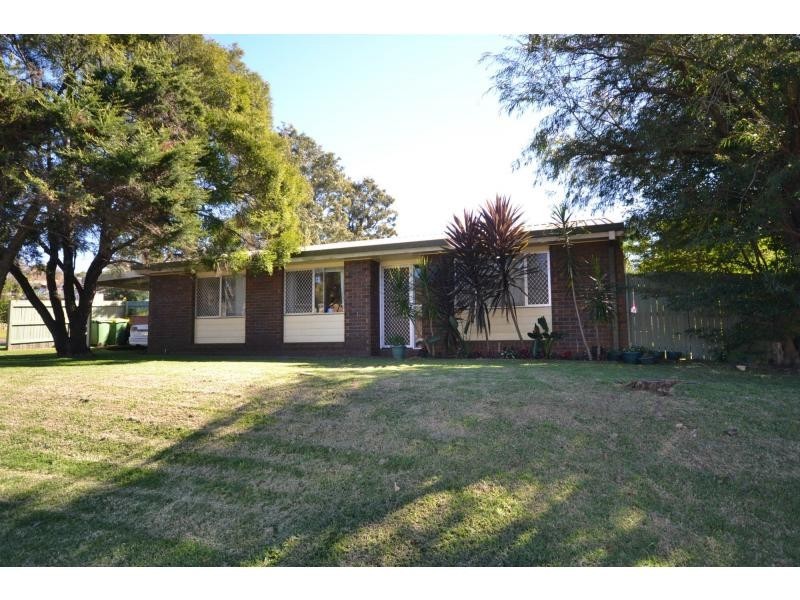 37 Wine Drive, Wilsonton Heights QLD 4350