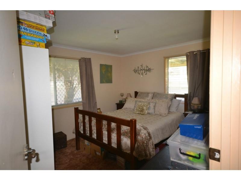 37 Wine Drive, Wilsonton Heights QLD 4350