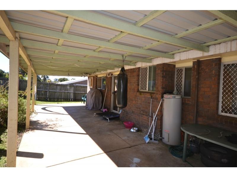 37 Wine Drive, Wilsonton Heights QLD 4350
