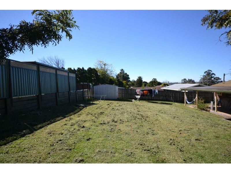 37 Wine Drive, Wilsonton Heights QLD 4350