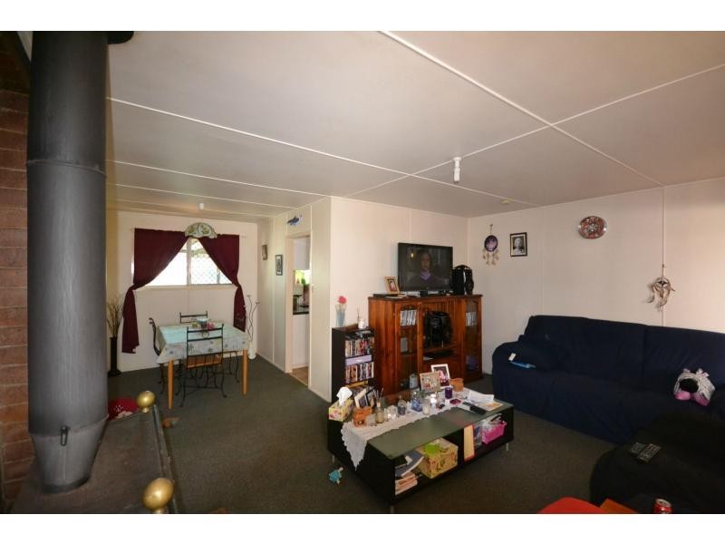 51 Gordon Avenue, Newtown QLD 4350