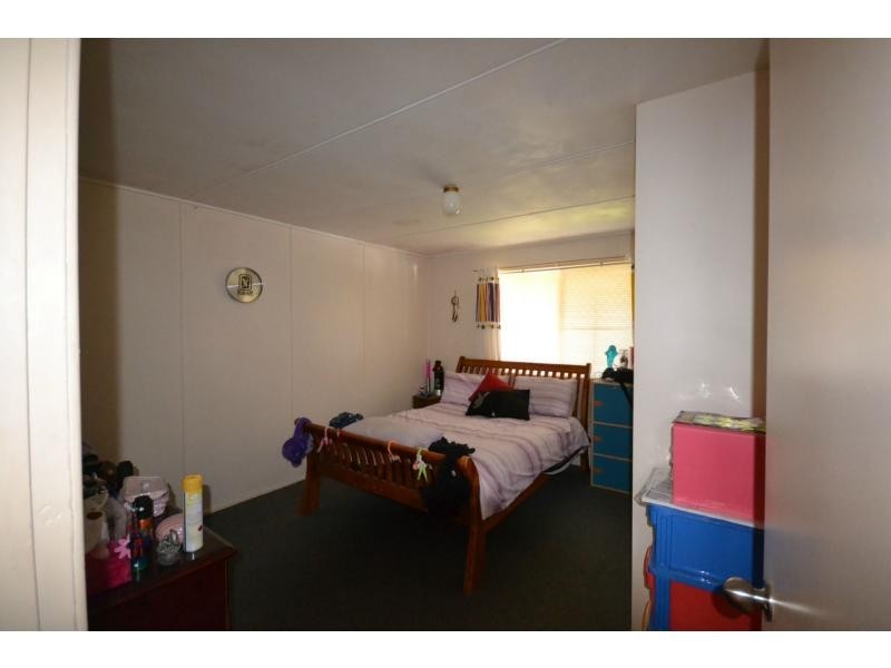 51 Gordon Avenue, Newtown QLD 4350