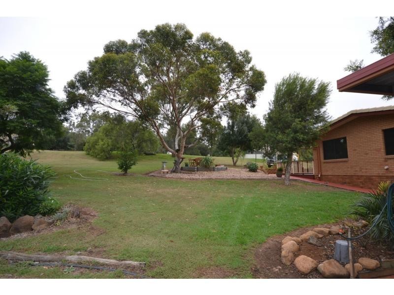 4 Ramsay Road, Glenvale QLD 4350