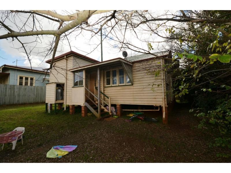 14 Hamwood Street, Toowoomba City QLD 4350