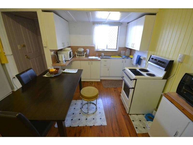 8C West Street, Toowoomba QLD 4350