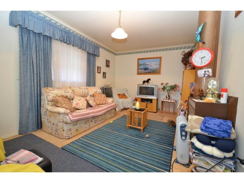 5 Sampson Street, Wilsonton QLD 4350